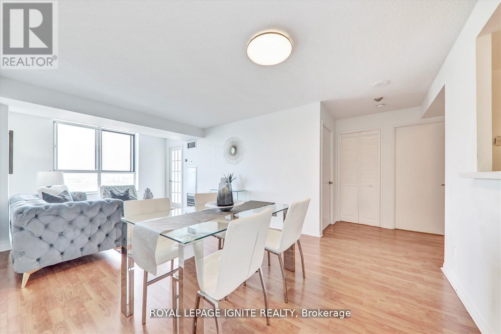 Penthouse  1914 - 330 Mccowan Road, Toronto, Ontario  M1J 3N3 - Photo 14 - E12484516
