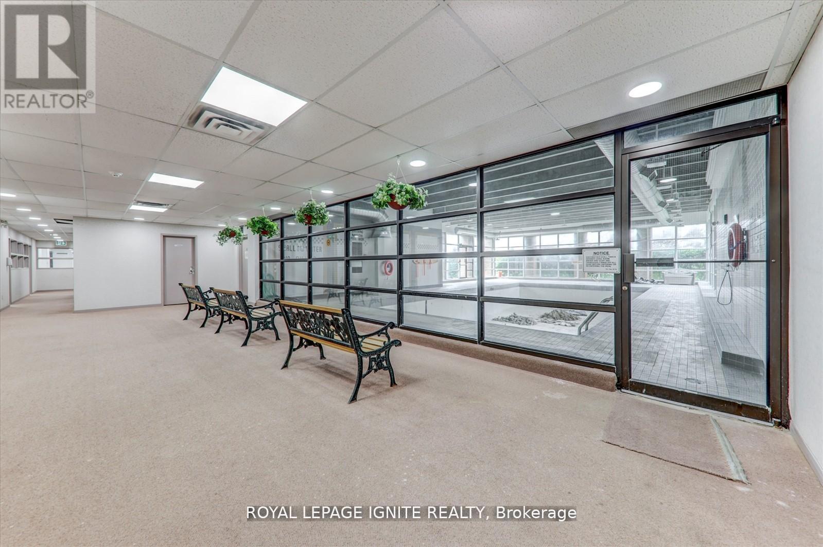 Penthouse  1914 - 330 Mccowan Road, Toronto, Ontario  M1J 3N3 - Photo 32 - E12484516