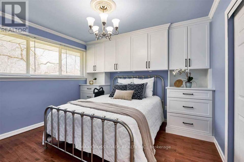 77 Woodgarden Crescent, Toronto, Ontario  M1E 3K3 - Photo 4 - E12484528