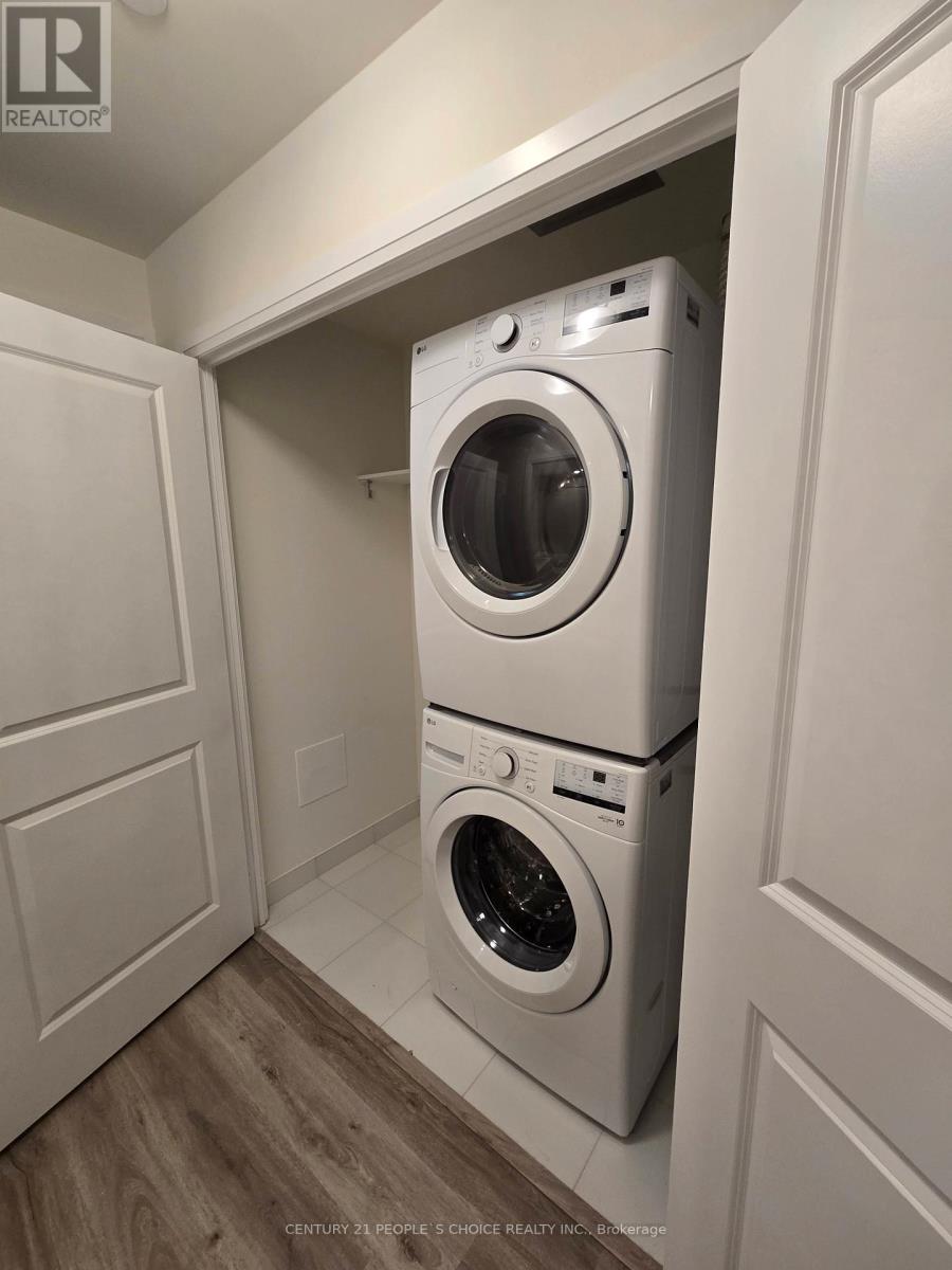 2025 - 3270 Sheppard Avenue, Toronto, Ontario  M1T 3K3 - Photo 7 - E12483715