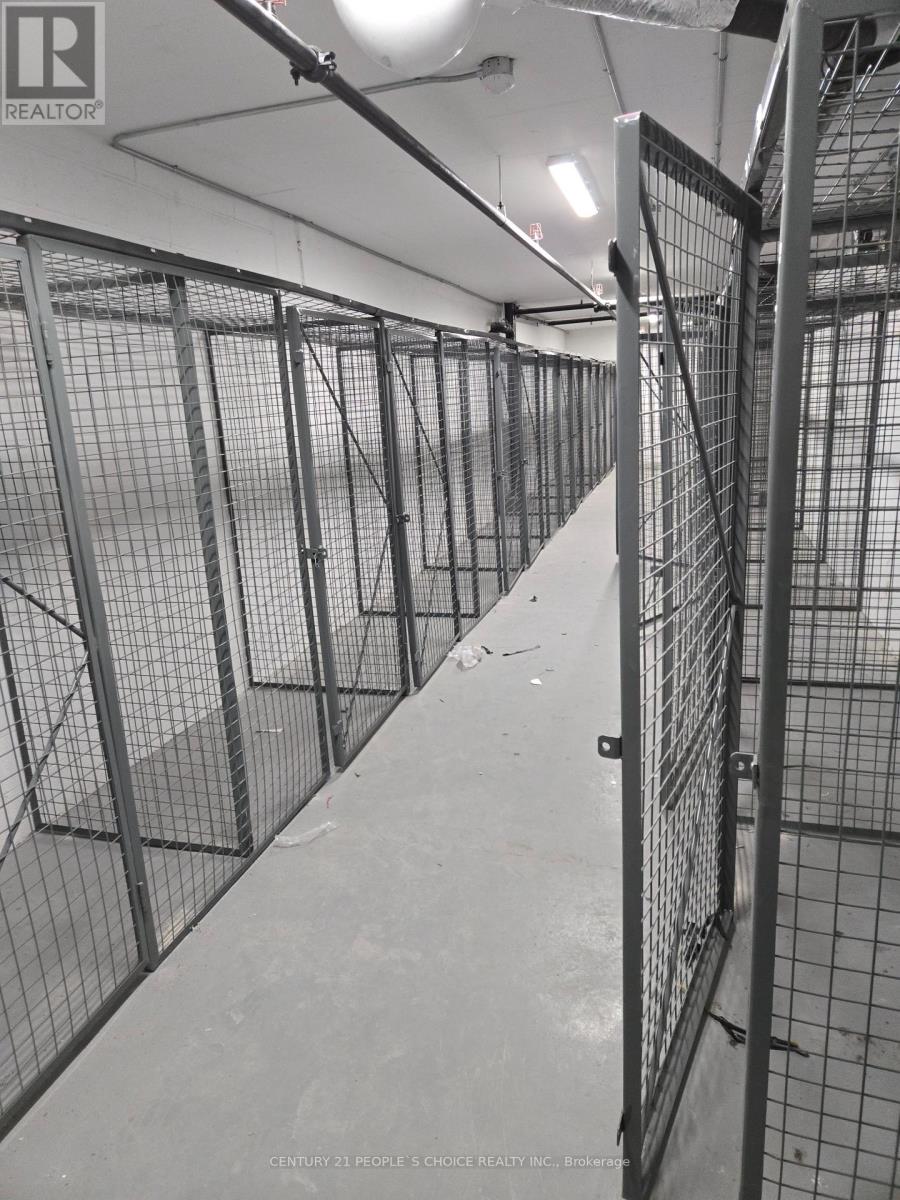 2025 - 3270 Sheppard Avenue, Toronto, Ontario  M1T 3K3 - Photo 4 - E12483715