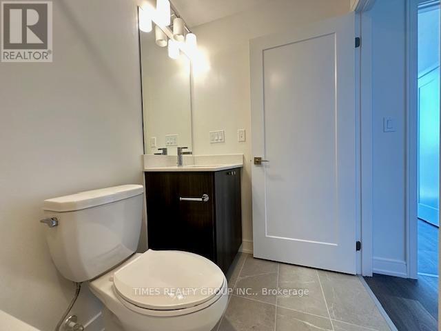 303b - 715 Davis Drive, Newmarket, Ontario  L3Y 0J2 - Photo 8 - N12484542