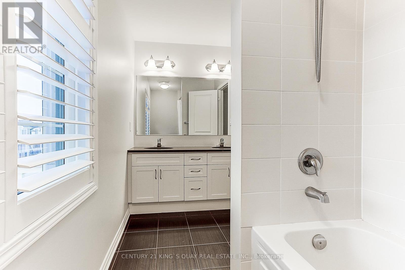 42 Hartney Drive, Richmond Hill, Ontario  L4S 0J8 - Photo 32 - N12484553
