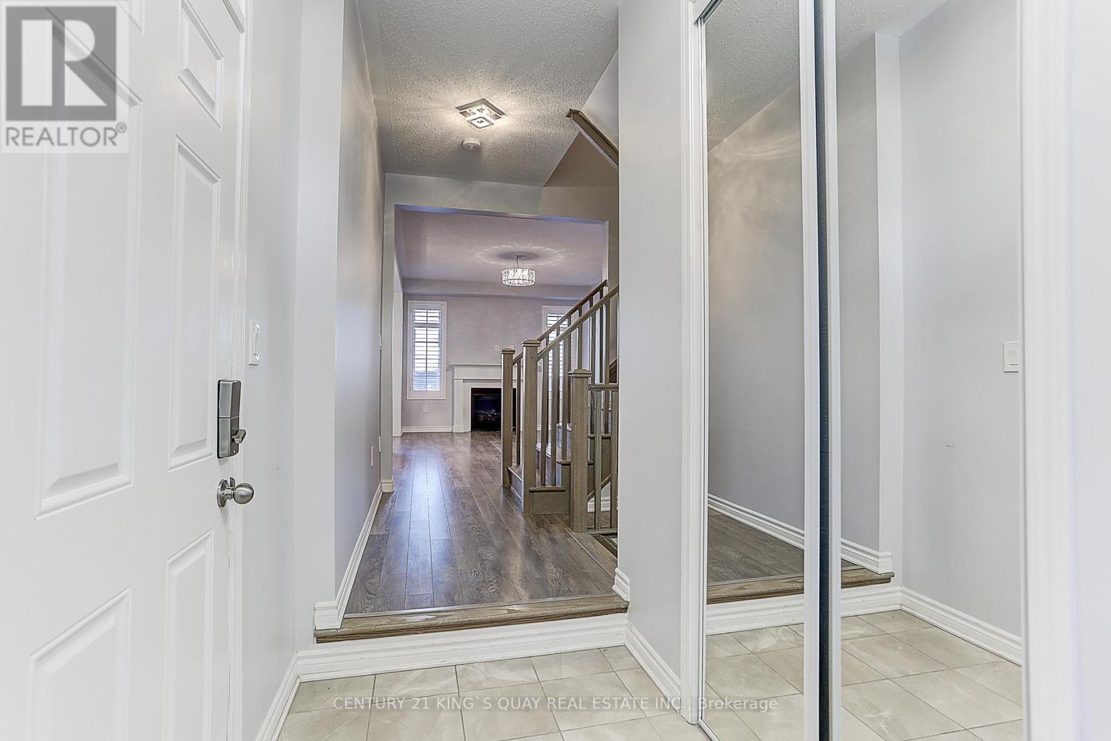 42 Hartney Drive, Richmond Hill, Ontario  L4S 0J8 - Photo 6 - N12484553