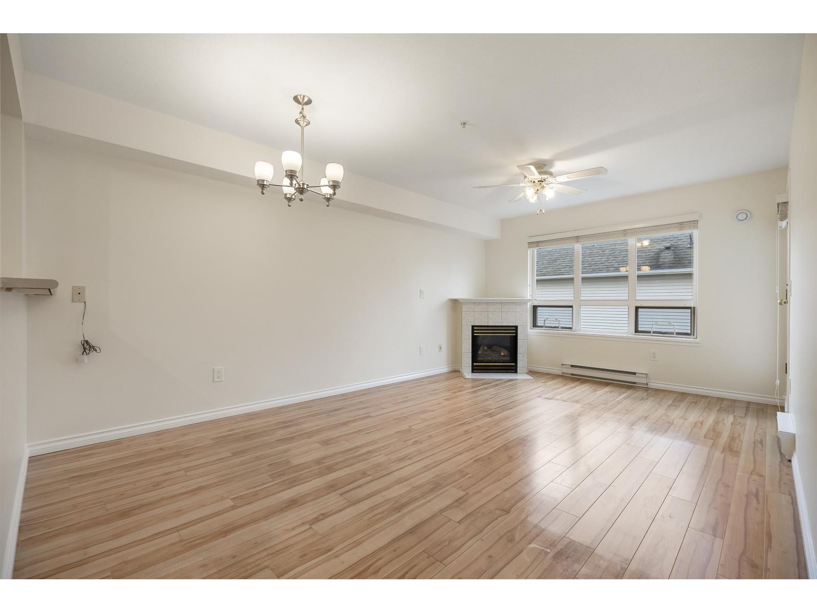 305 14355 103 Avenue, Surrey, British Columbia  V3T 5V5 - Photo 2 - R3062216