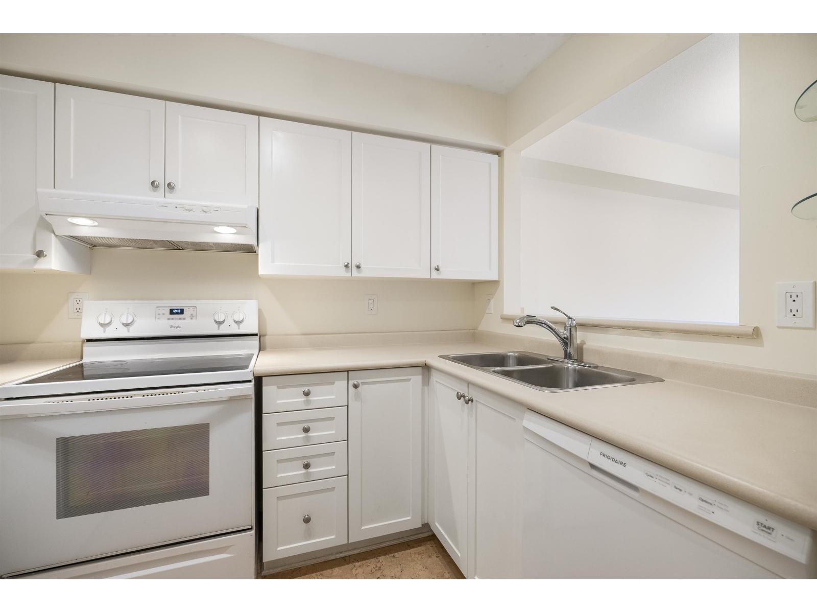 305 14355 103 Avenue, Surrey, British Columbia  V3T 5V5 - Photo 6 - R3062216