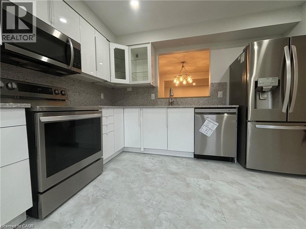72 Stone Church Road W Unit# 46, Hamilton, Ontario  L9B 2H8 - Photo 6 - 40782595