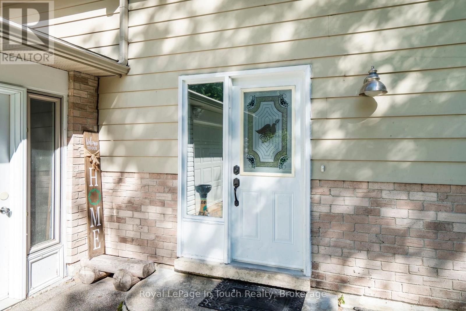 35 Dorcas Avenue, Tiny (Wyevale), Ontario  L0L 2T0 - Photo 6 - S12484579