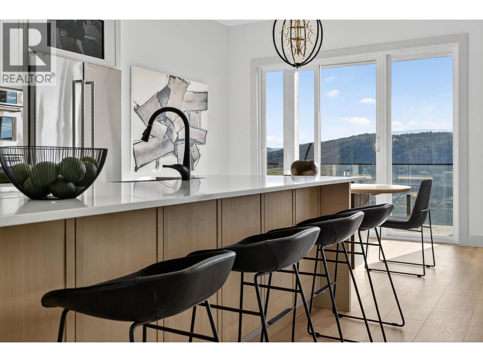 8932 Tavistock Road, Vernon, British Columbia  V1H 2L4 - Photo 7 - 10366880