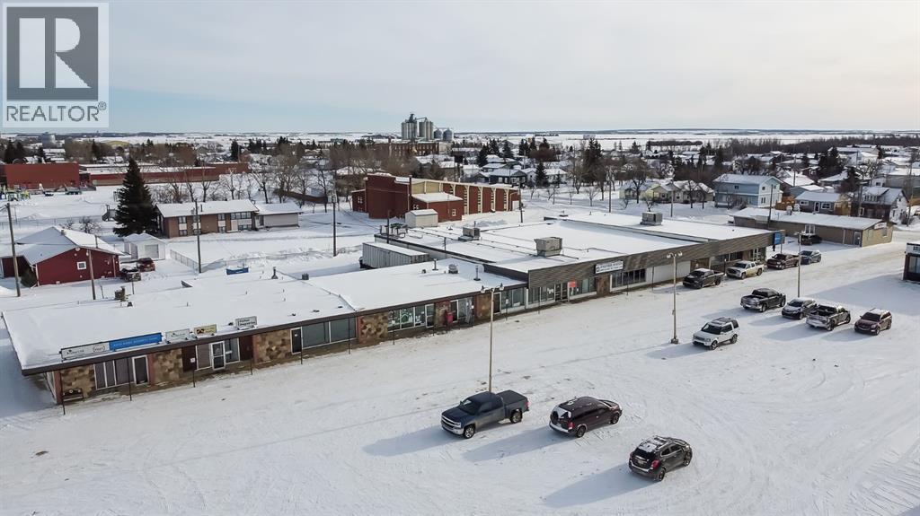 2-24 Main Street Se, Falher, Alberta  T0H 1M0 - Photo 1 - A2191212