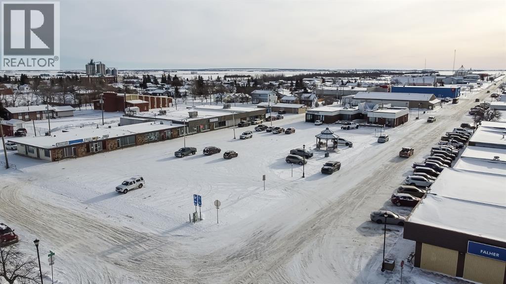 2-24 Main Street Se, Falher, Alberta  T0H 1M0 - Photo 8 - A2191212