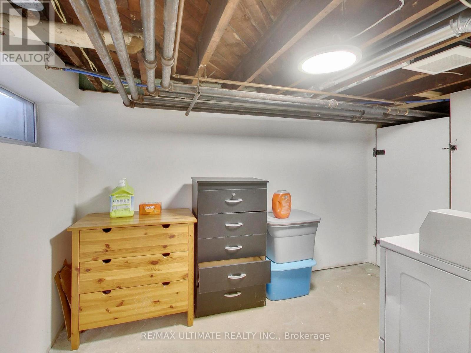 B - 1652 Dufferin Street, Toronto, Ontario  M6H 3L8 - Photo 17 - W12484478