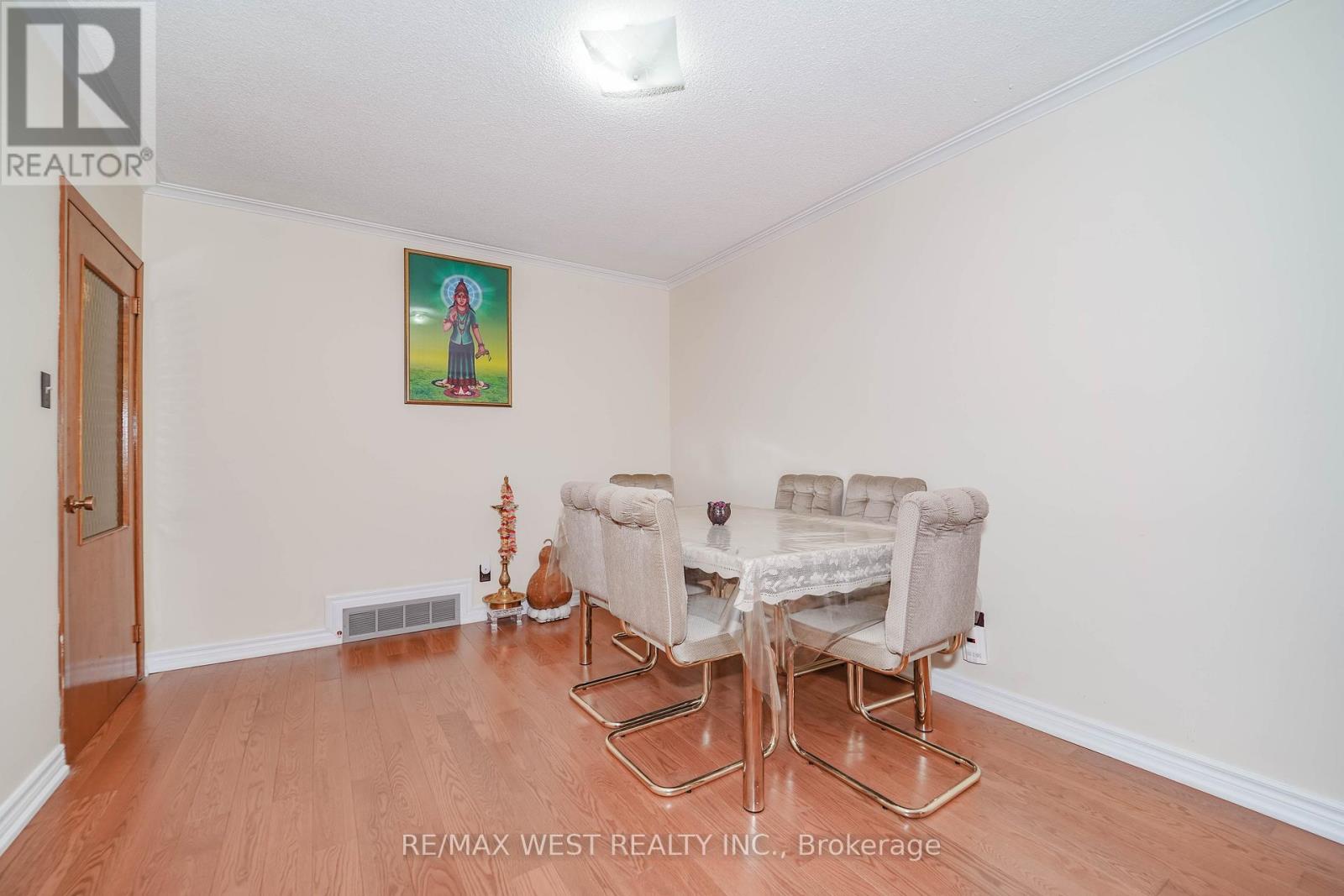 139 Shoreham Drive, Toronto, Ontario  M3N 1S8 - Photo 2 - W12484483