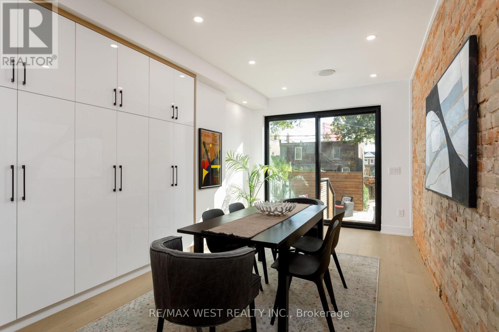 71 Harvard Avenue, Toronto, Ontario  M6R 1C7 - Photo 14 - W12484484