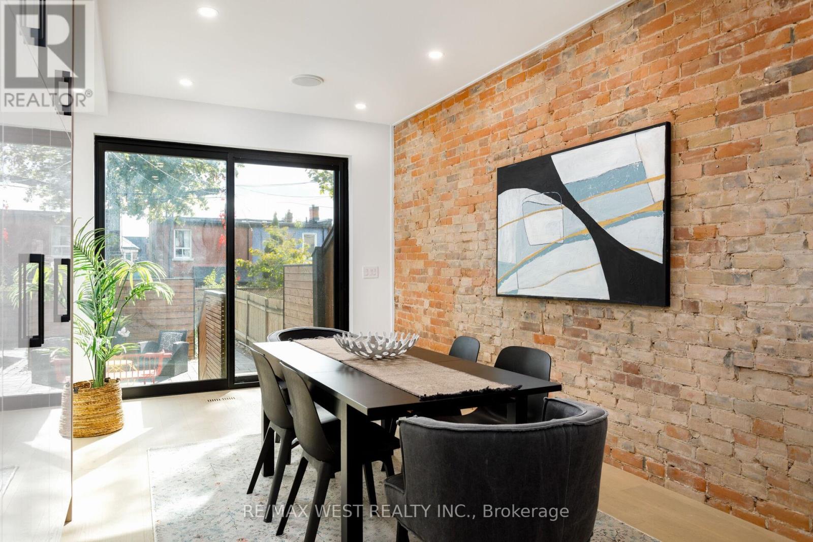 71 Harvard Avenue, Toronto, Ontario  M6R 1C7 - Photo 16 - W12484484
