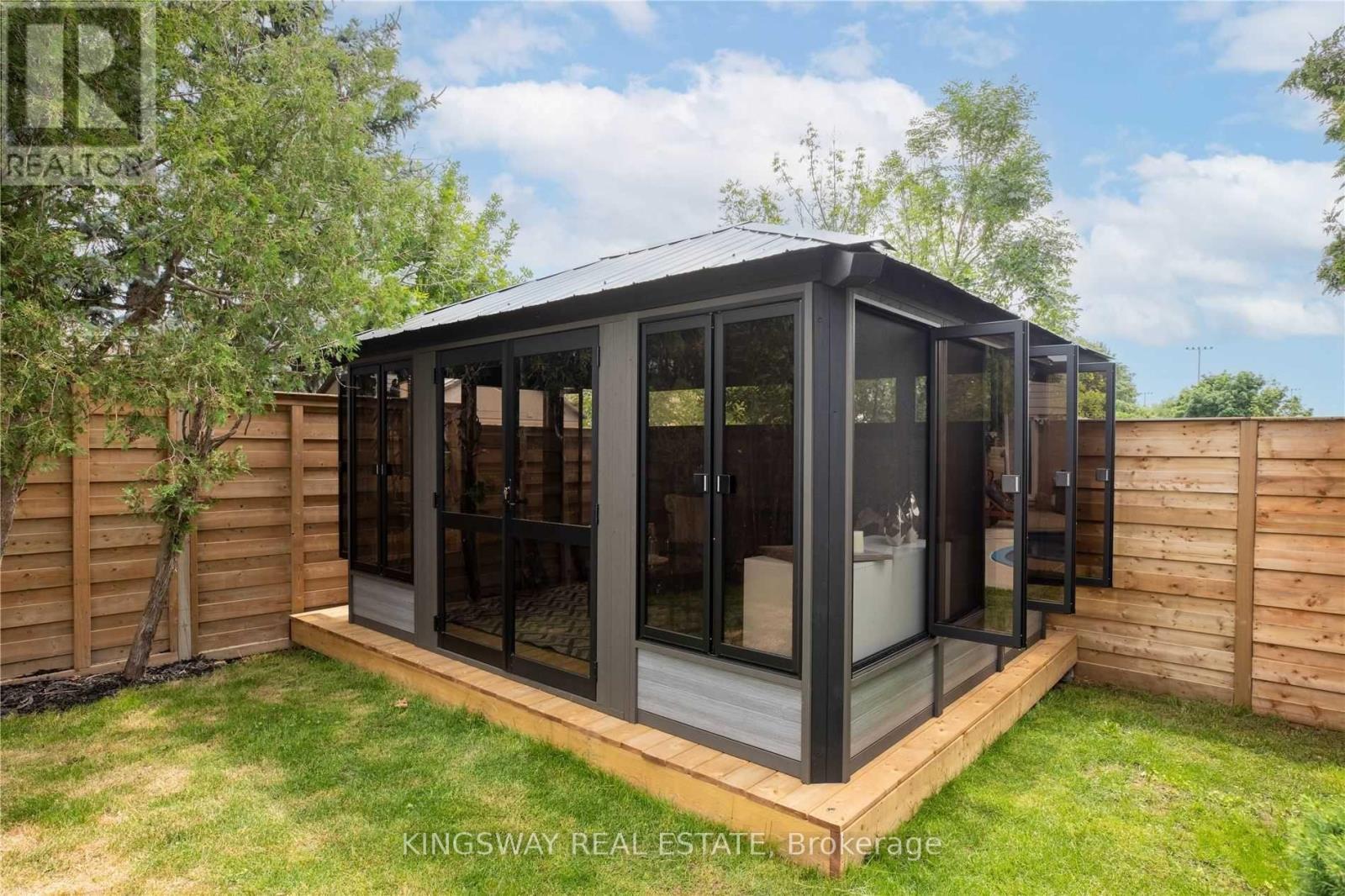 2594 Bromsgrove Road, Mississauga, Ontario  L5J 1M2 - Photo 25 - W12484495