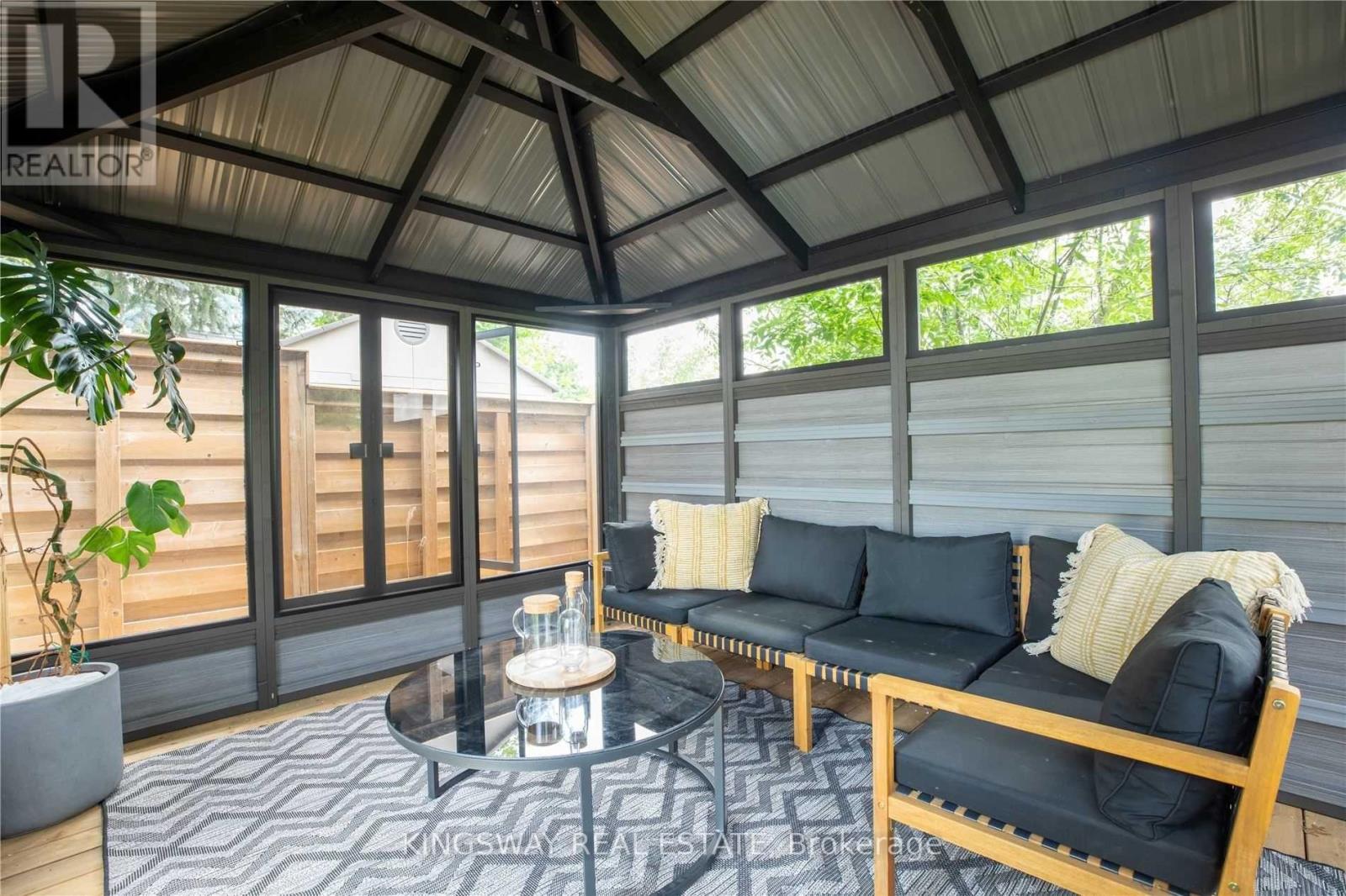 2594 Bromsgrove Road, Mississauga, Ontario  L5J 1M2 - Photo 26 - W12484495