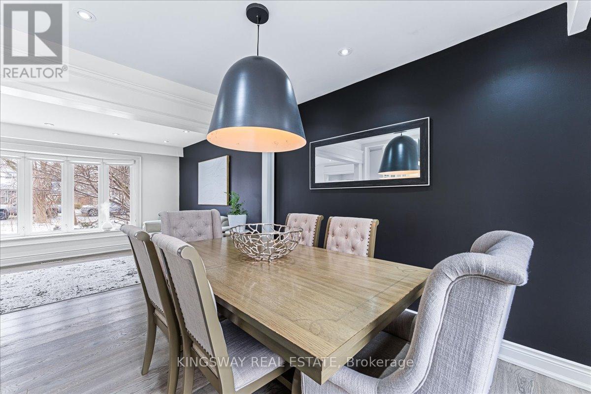 2594 Bromsgrove Road, Mississauga, Ontario  L5J 1M2 - Photo 8 - W12484495