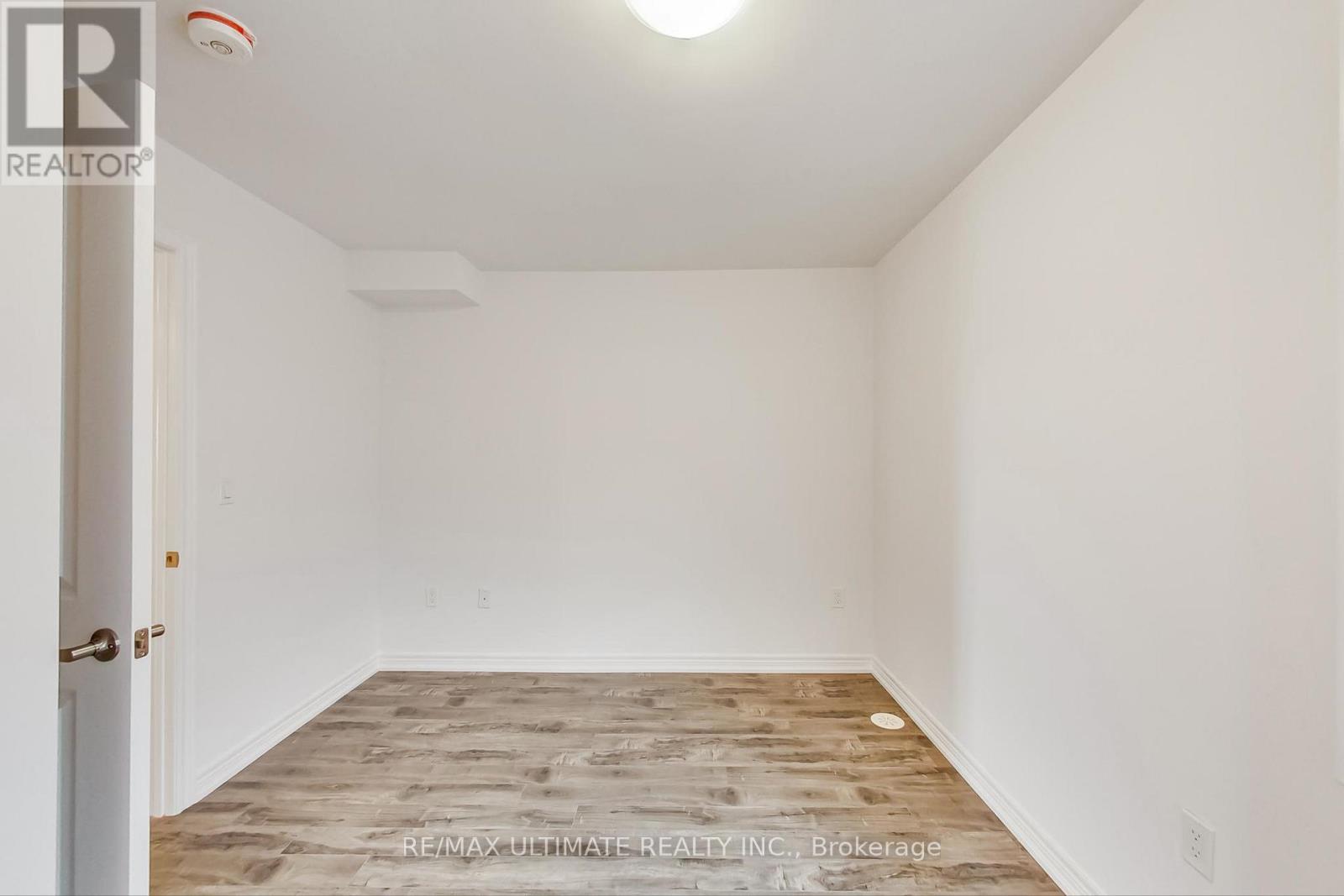 214 - 370 Hopewell Avenue, Toronto, Ontario  M6E 2S2 - Photo 14 - W12484512