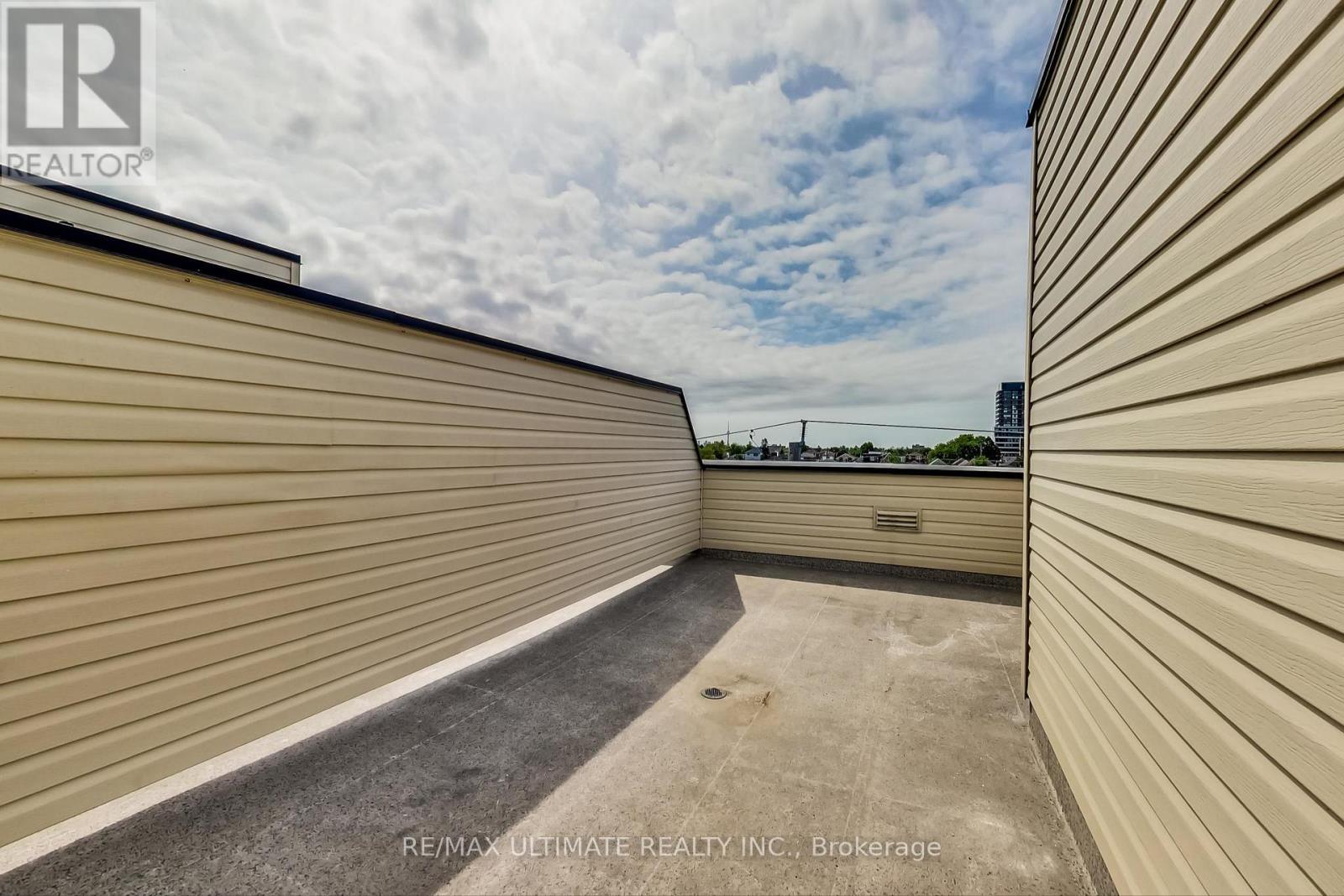 214 - 370 Hopewell Avenue, Toronto, Ontario  M6E 2S2 - Photo 20 - W12484512