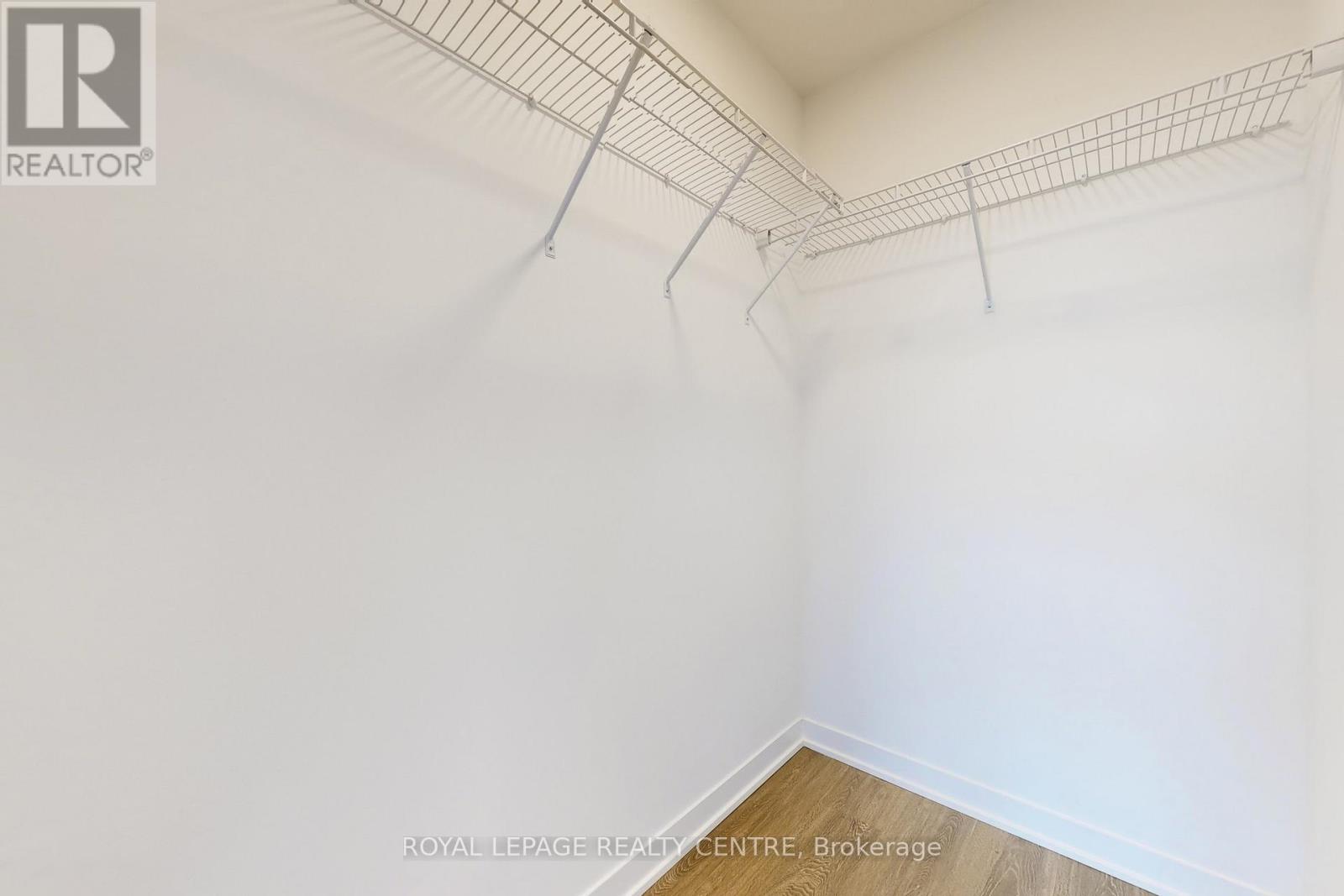 2702 - 2495 Eglinton Avenue W, Mississauga, Ontario  L5M 2T2 - Photo 16 - W12484526