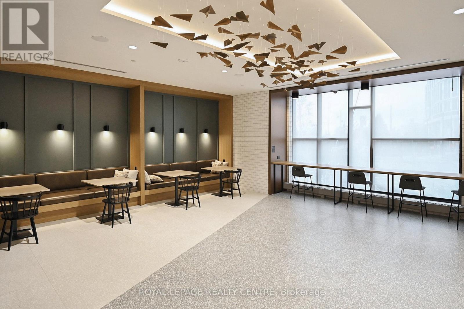 2702 - 2495 Eglinton Avenue W, Mississauga, Ontario  L5M 2T2 - Photo 29 - W12484526