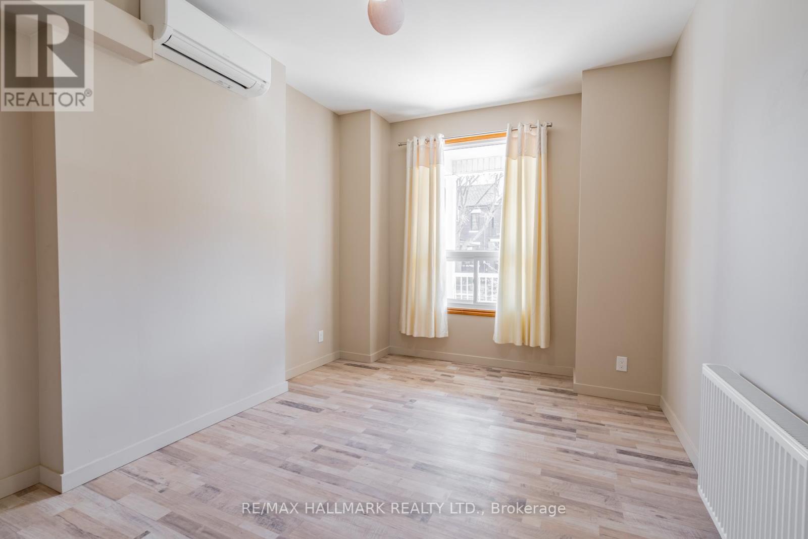 Main - 180 Lansdowne Avenue, Toronto, Ontario  M6K 2V9 - Photo 14 - W12484559