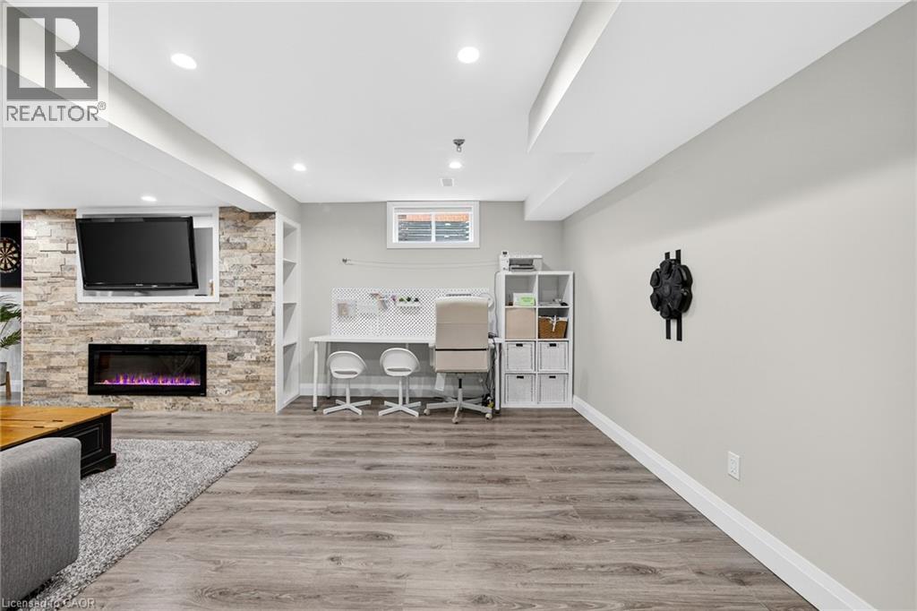 28 Endeavour Drive, Cambridge, Ontario  N3C 4C4 - Photo 28 - 40781593