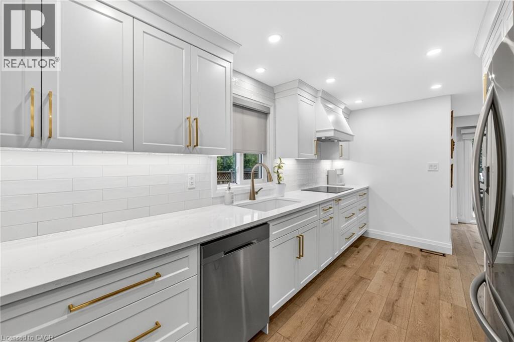 28 Endeavour Drive, Cambridge, Ontario  N3C 4C4 - Photo 7 - 40781593