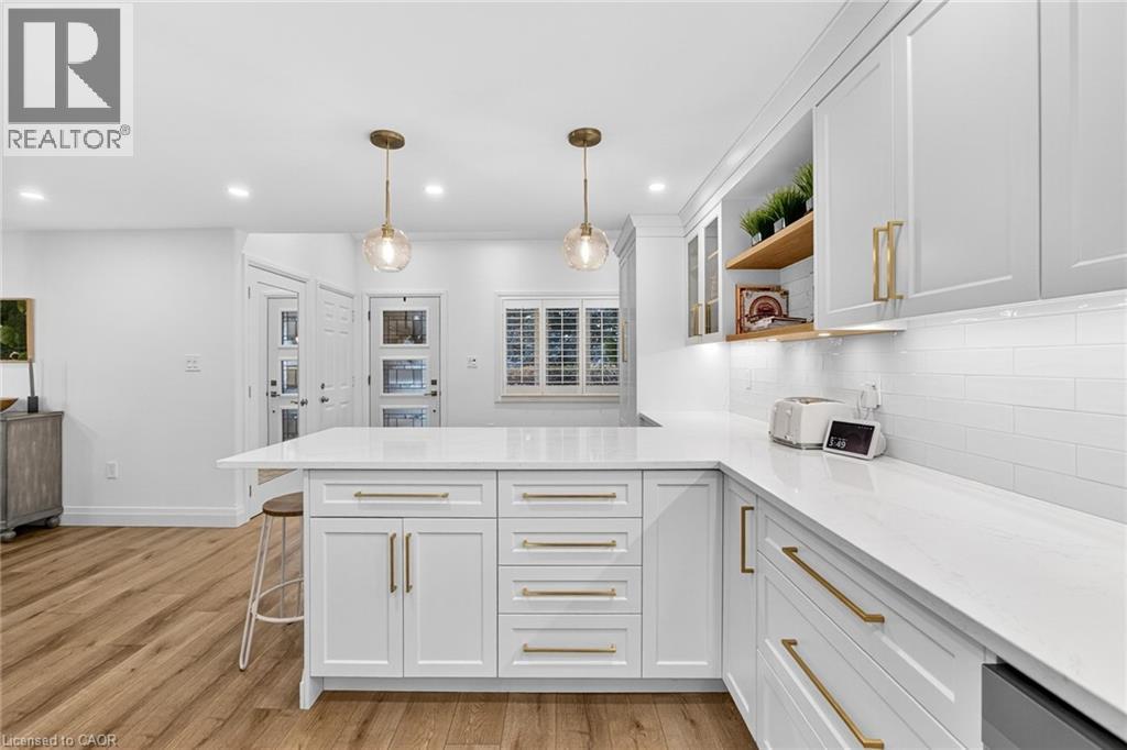 28 Endeavour Drive, Cambridge, Ontario  N3C 4C4 - Photo 8 - 40781593