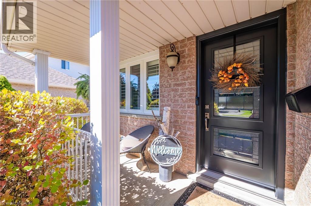 28 Endeavour Drive, Cambridge, Ontario  N3C 4C4 - Photo 3 - 40781593