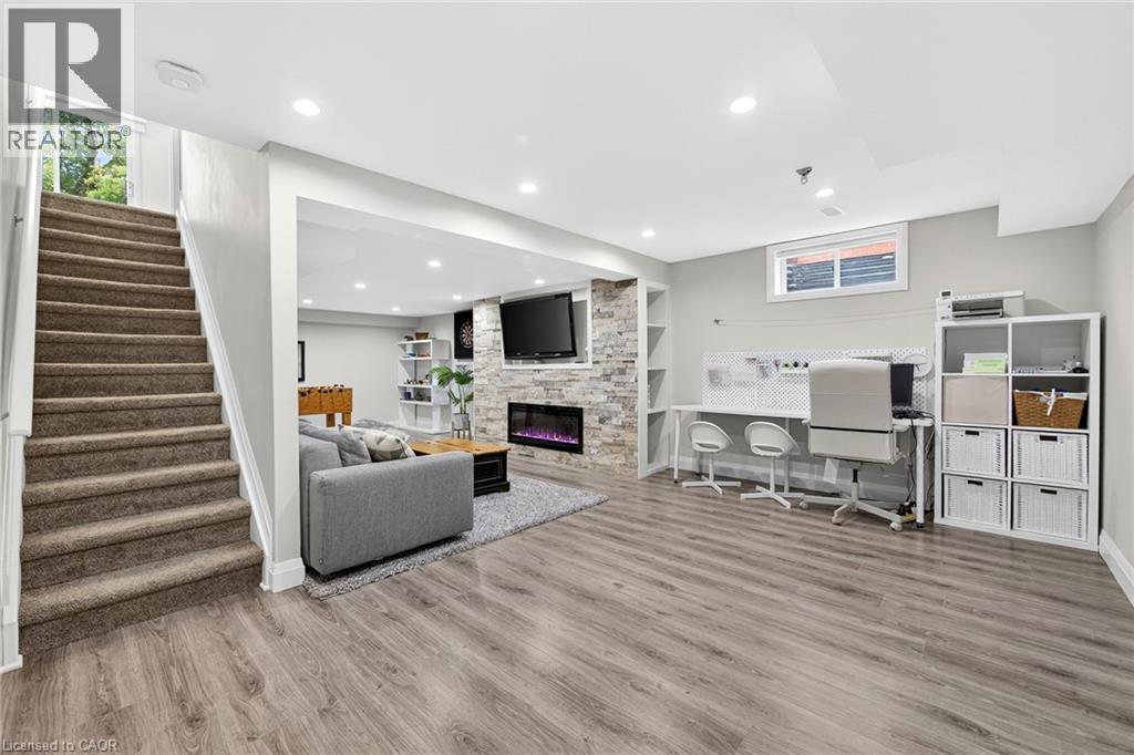 28 Endeavour Drive, Cambridge, Ontario  N3C 4C4 - Photo 27 - 40781593