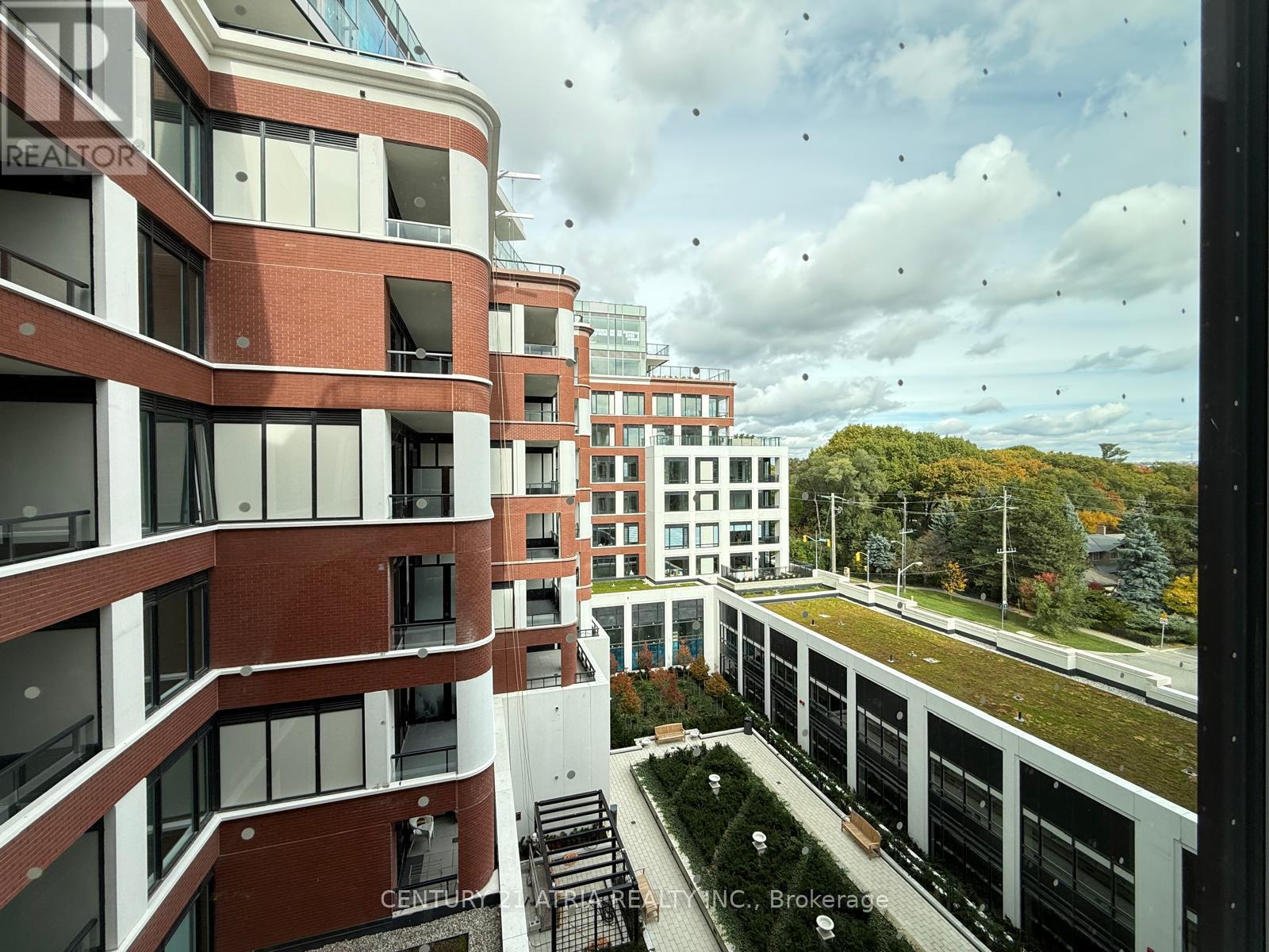 502 - 259 The Kingsway, Toronto, Ontario  M9A 0G2 - Photo 16 - W12484545