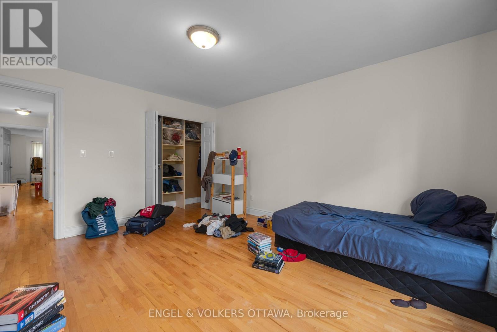 46 Ella Street, Ottawa, Ontario  K1S 2S4 - Photo 12 - X12484569