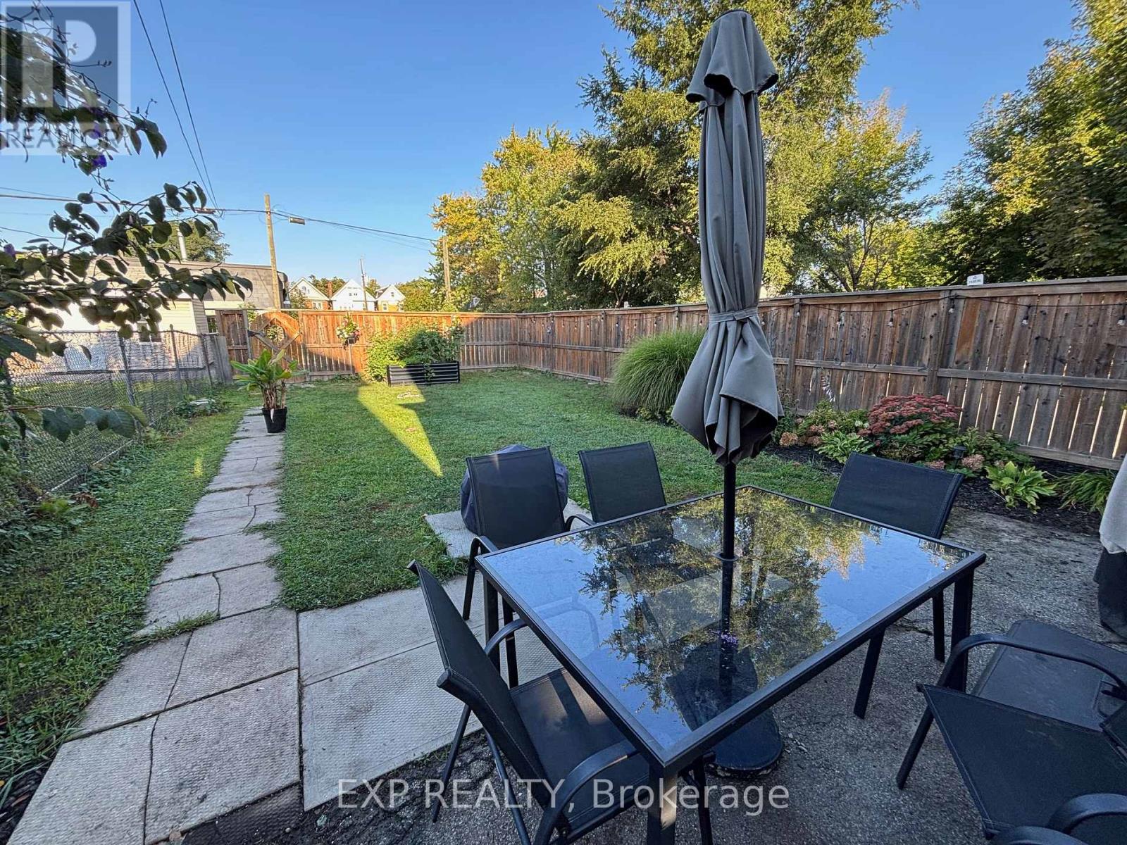 Main - 163 Wentworth Street N, Hamilton, Ontario  L8L 5V6 - Photo 18 - X12484550