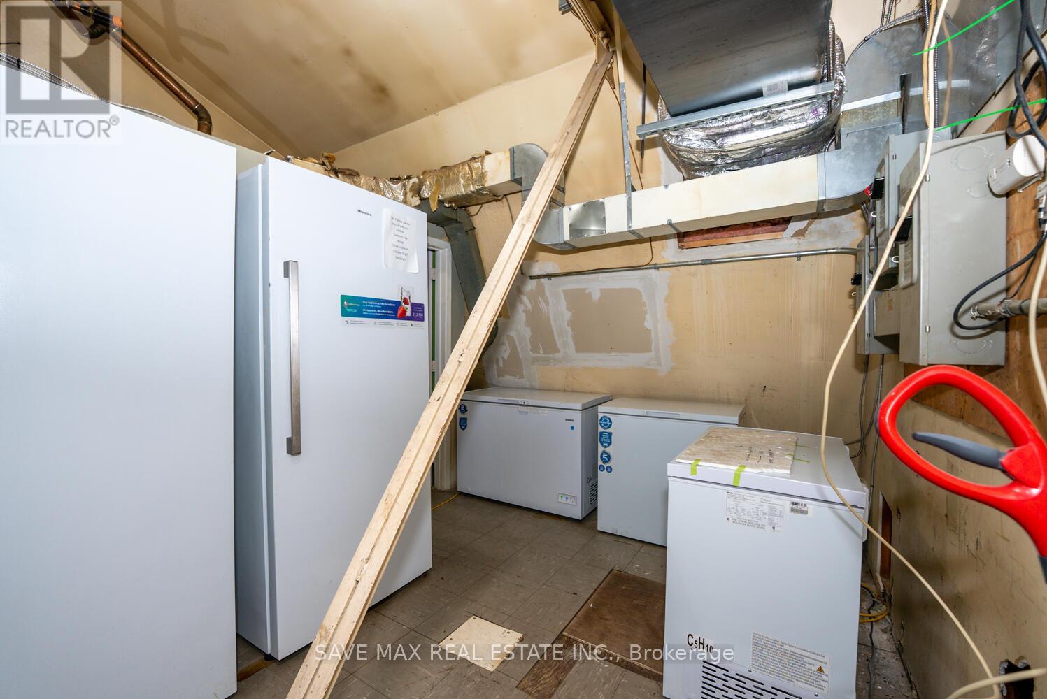 4 - 466 Merritt Street, St. Catharines, Ontario  L2P 1P3 - Photo 24 - X12484554