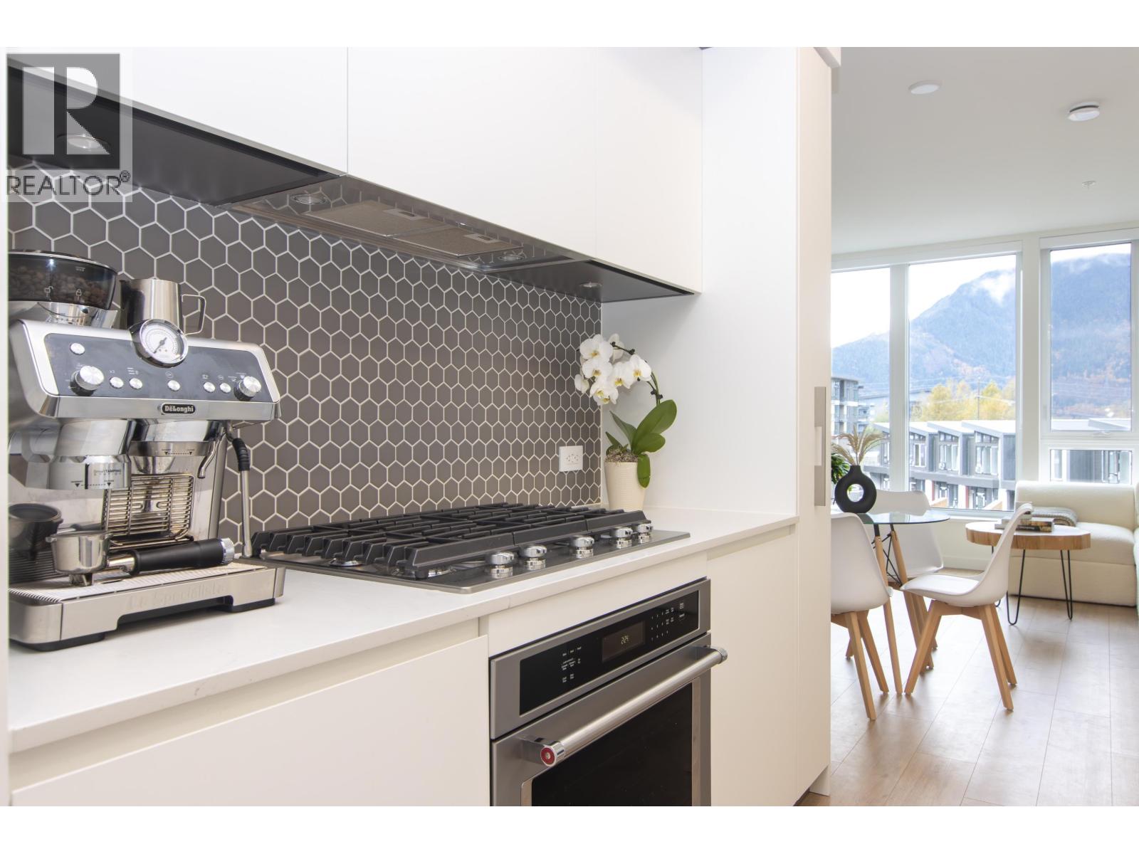 303 1500 Scott Crescent, Squamish, British Columbia  V8B 0J2 - Photo 6 - R3061605