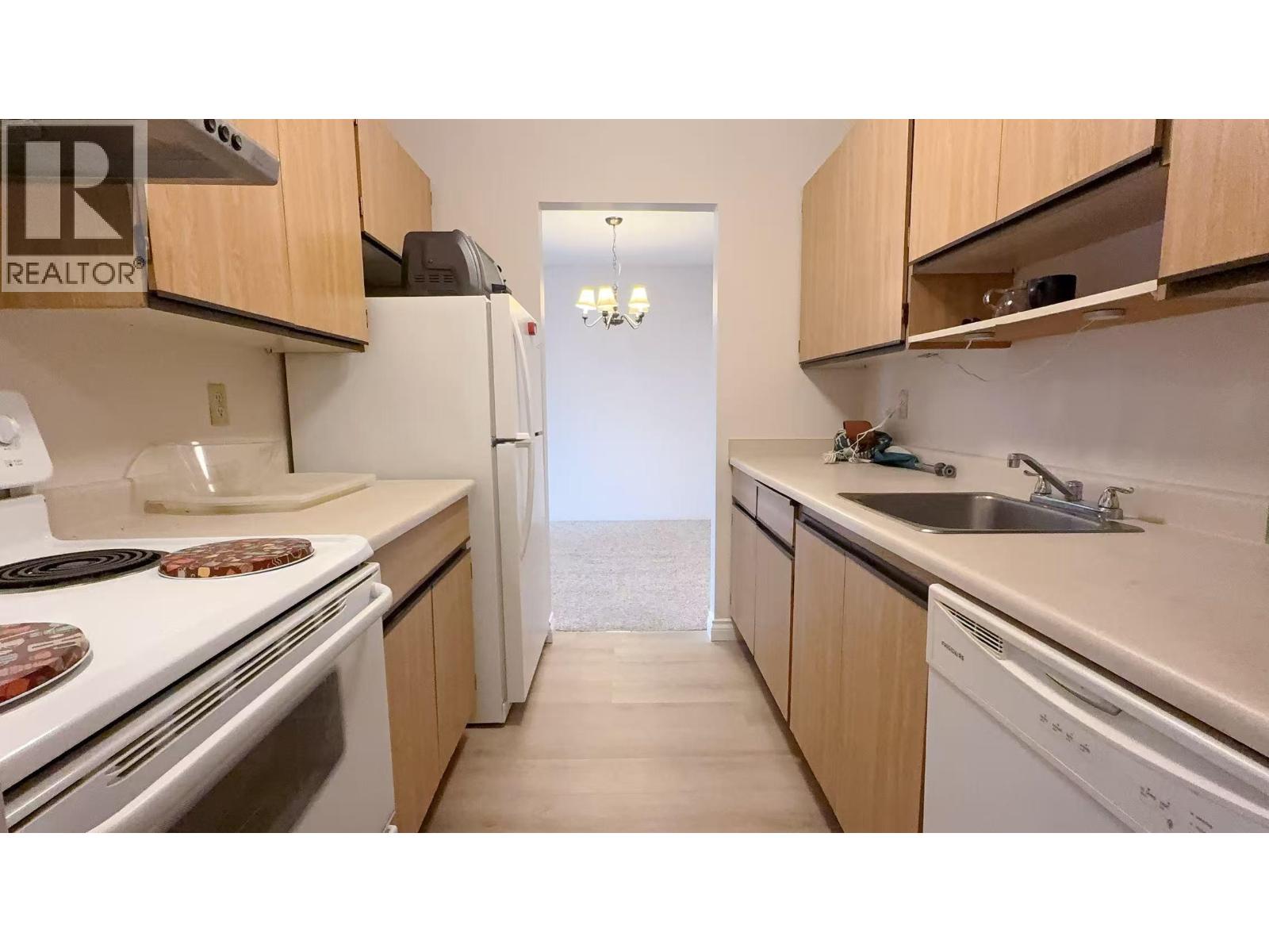 326 8411 Ackroyd Road, Richmond, British Columbia  V6X 3E6 - Photo 2 - R3062179