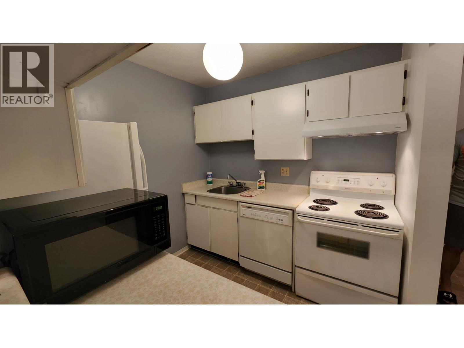 306 8291 Park Road, Richmond, British Columbia  V6Y 1T3 - Photo 6 - R3062196