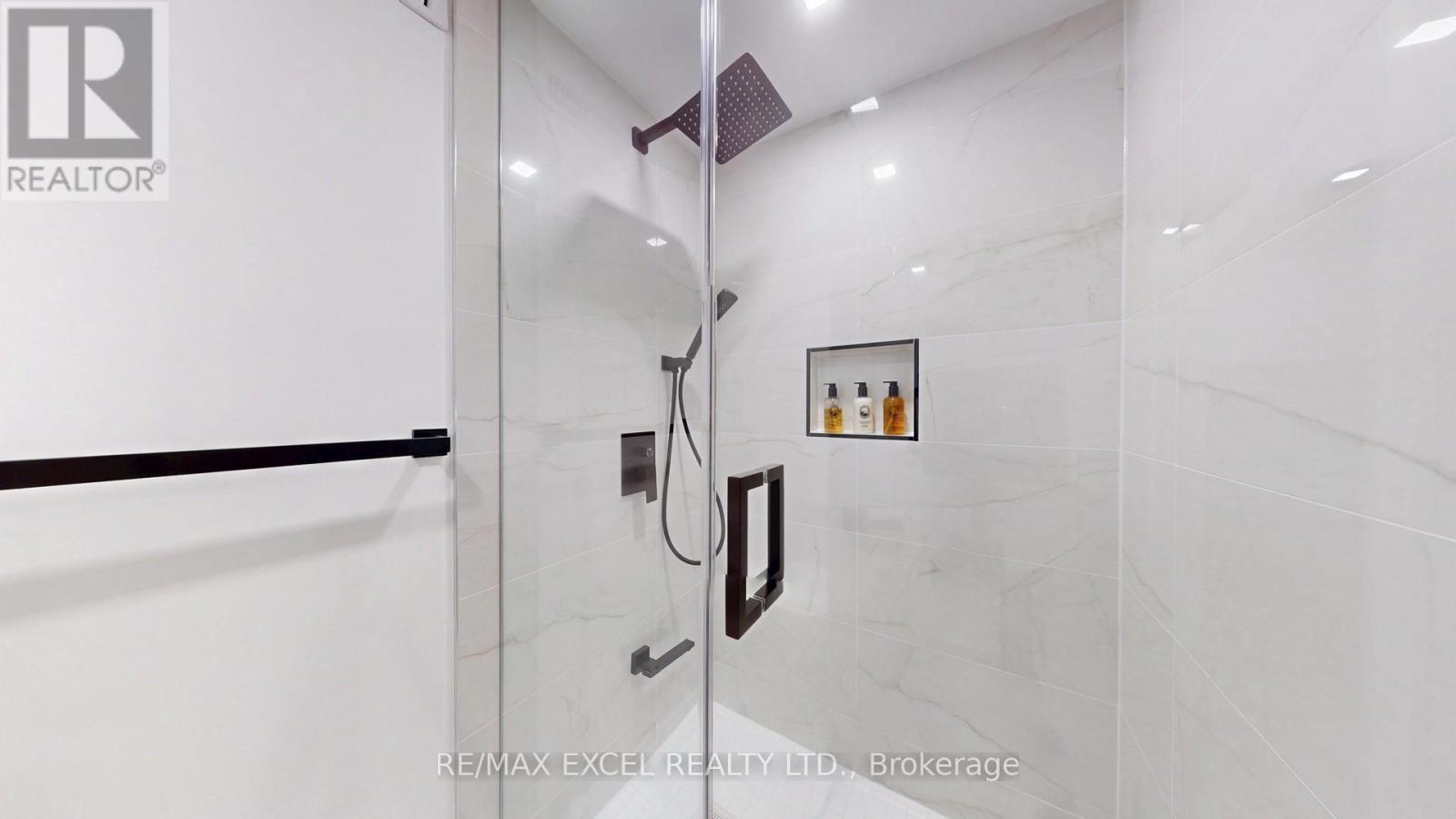 62 Mack Clement Lane, Richmond Hill, Ontario  L4S 0G2 - Photo 43 - N12481878