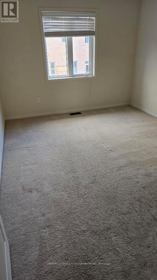 106 Bonnie Braes Drive, Brampton, Ontario  L6Y 5Y7 - Photo 8 - W12468615