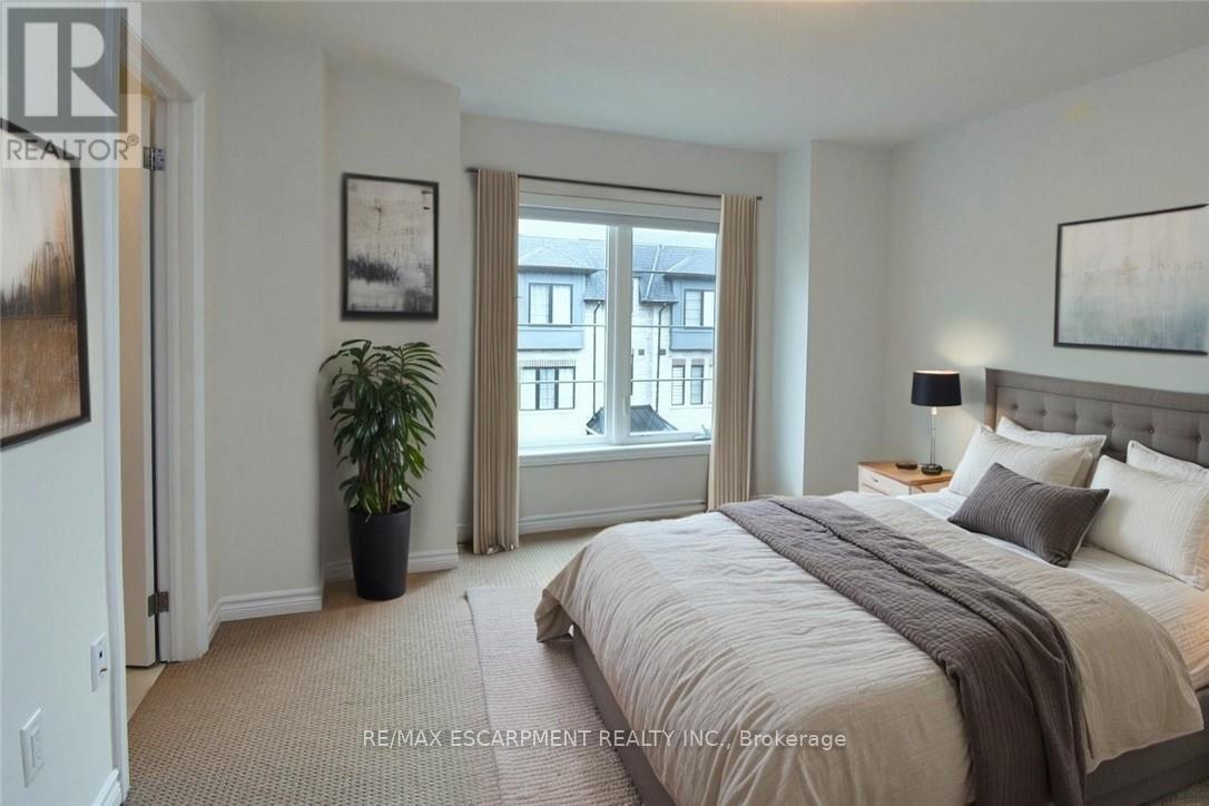 4 - 187 Wilson Street W, Hamilton, Ontario  L9G 1N4 - Photo 27 - X12484148