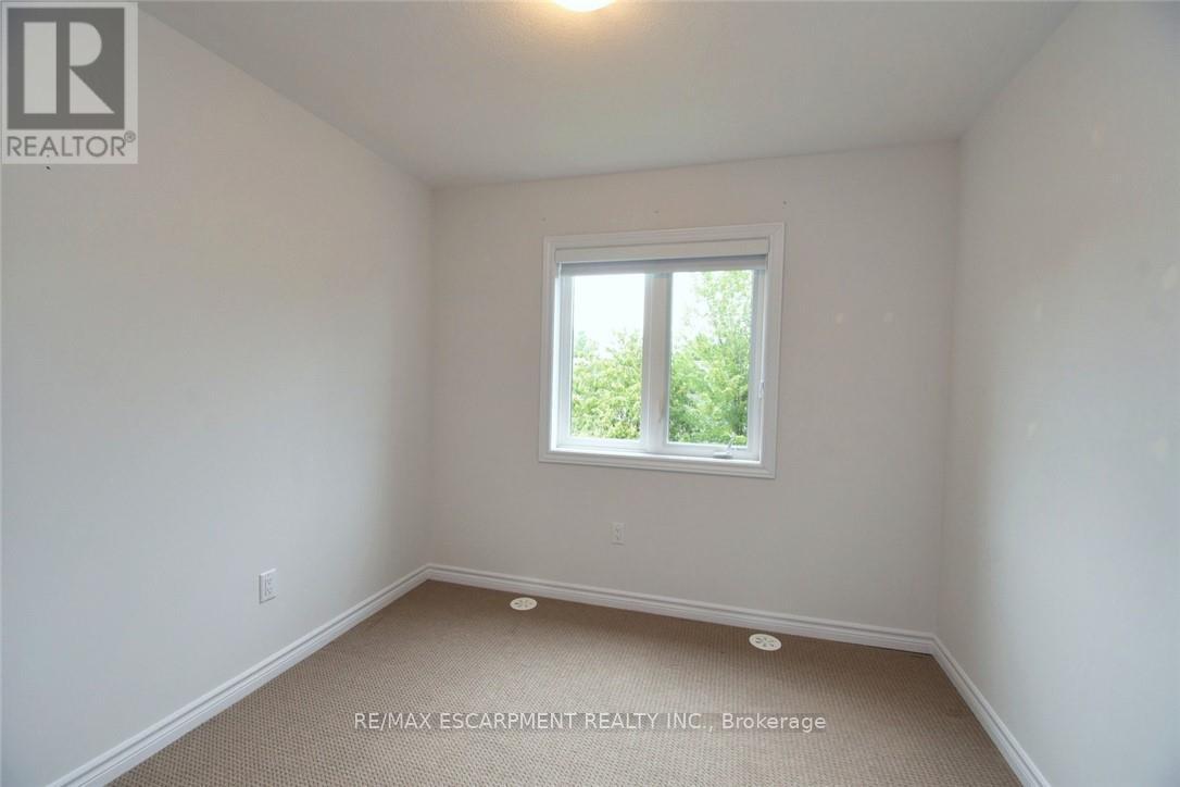 4 - 187 Wilson Street W, Hamilton, Ontario  L9G 1N4 - Photo 32 - X12484148