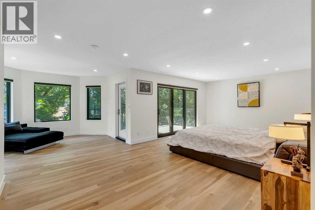 931 Shawnee Drive Sw, Calgary, Alberta  T2Y 2G8 - Photo 16 - A2245149