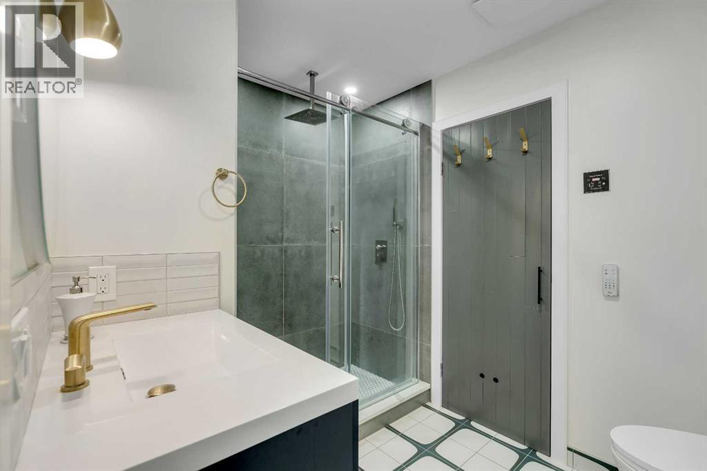 931 Shawnee Drive Sw, Calgary, Alberta  T2Y 2G8 - Photo 28 - A2245149