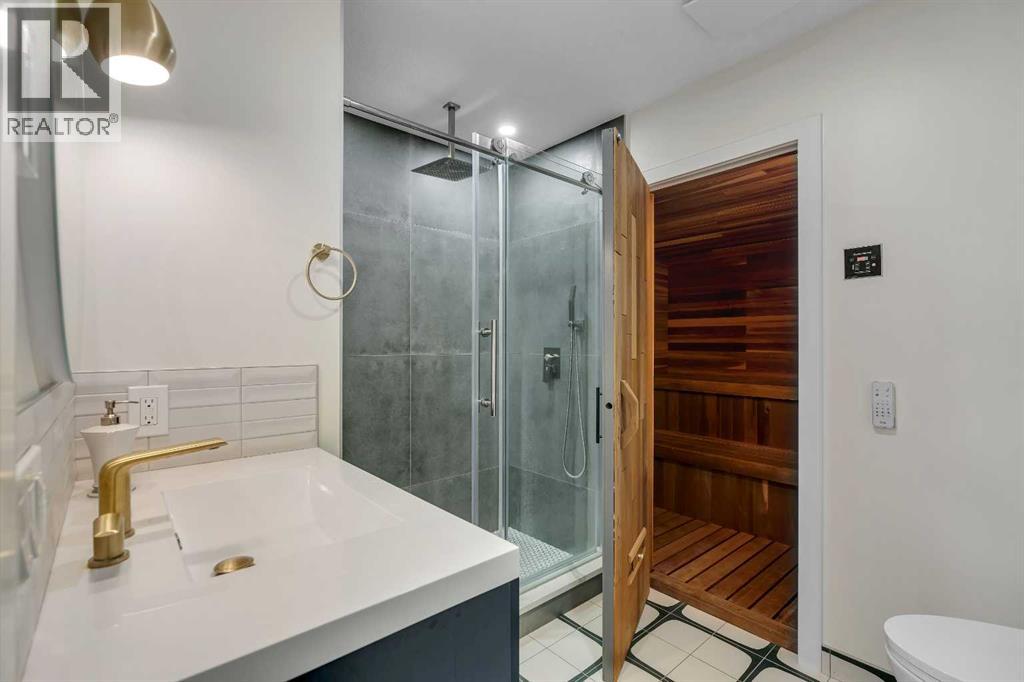 931 Shawnee Drive Sw, Calgary, Alberta  T2Y 2G8 - Photo 29 - A2245149