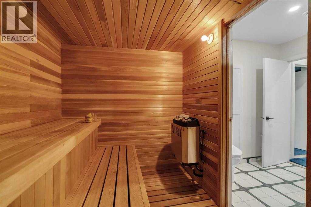 931 Shawnee Drive Sw, Calgary, Alberta  T2Y 2G8 - Photo 30 - A2245149