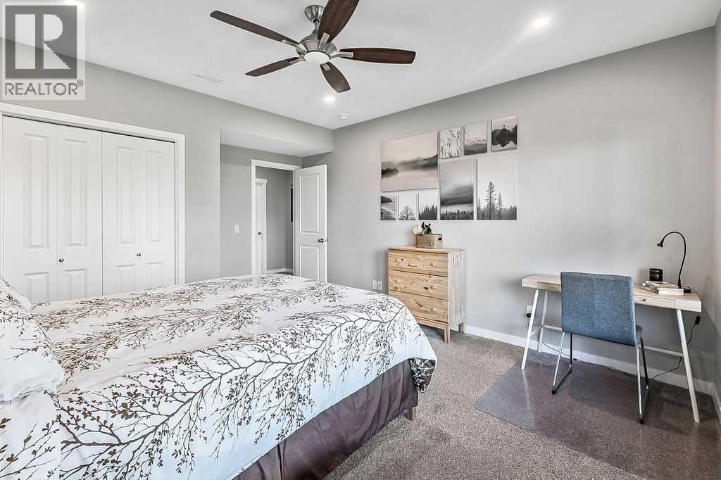 120 Westland View, Okotoks, Alberta  T1S 0K9 - Photo 38 - A2253671