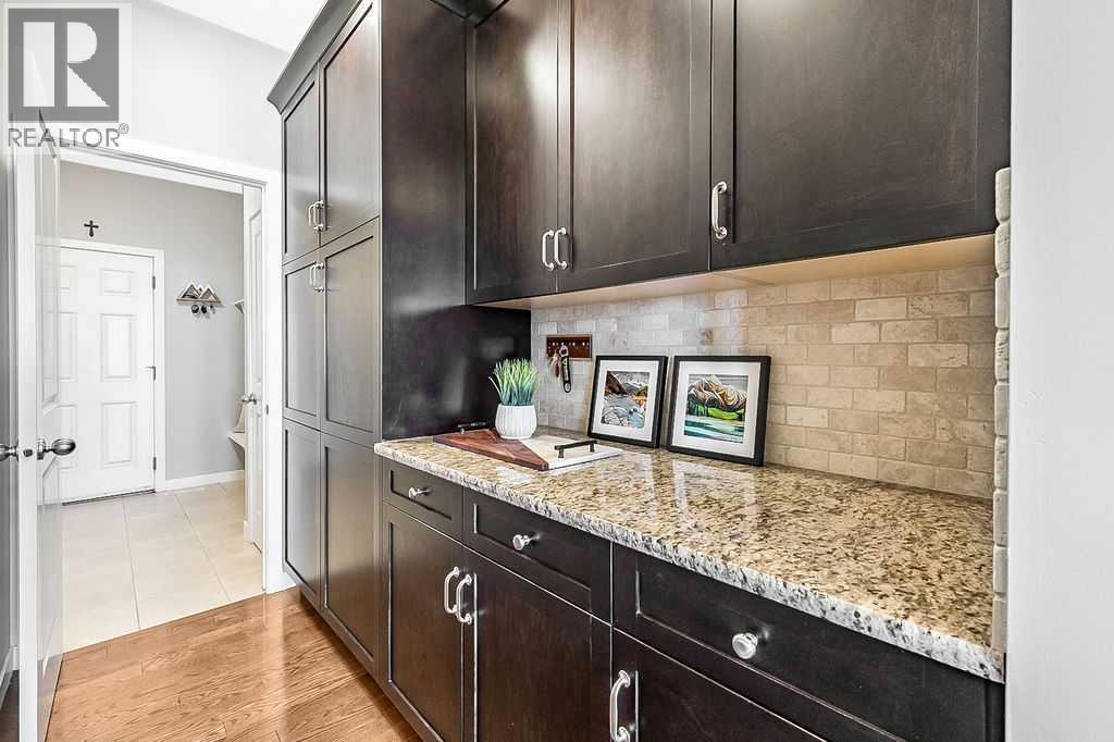 120 Westland View, Okotoks, Alberta  T1S 0K9 - Photo 11 - A2253671