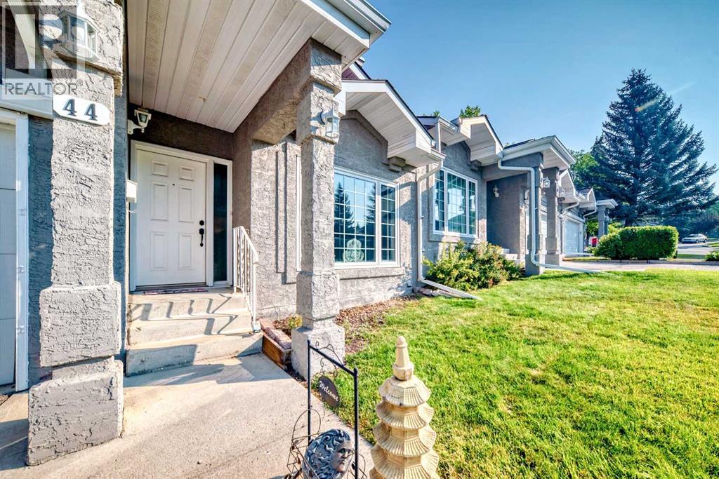 44 Gladstone Gardens Sw, Calgary, Alberta  T3E 7E4 - Photo 3 - A2255924